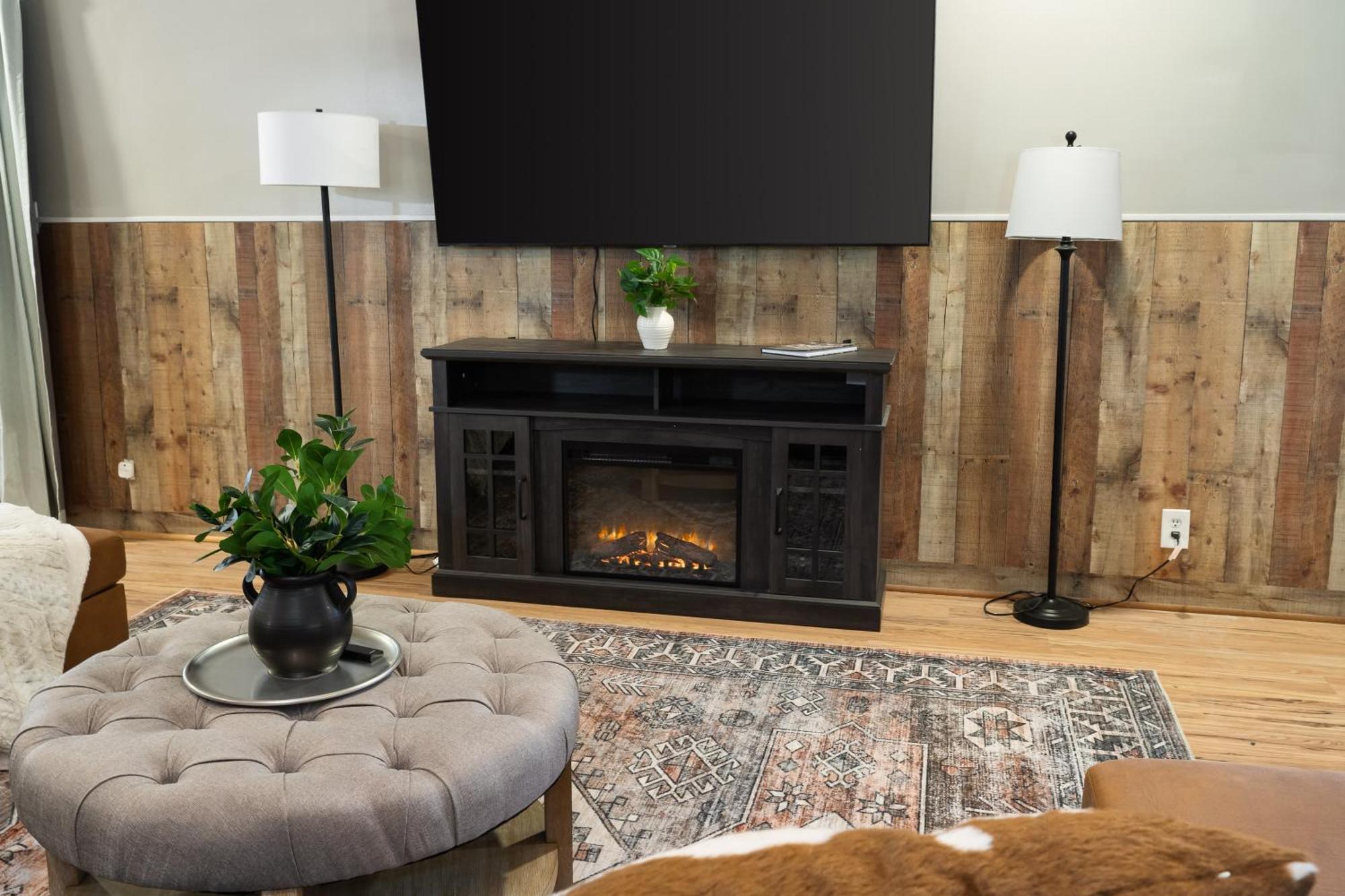 Spacious Cabin Near Hocking Hills And Caves With Hot Tub And Firepit Laurelville Dış mekan fotoğraf