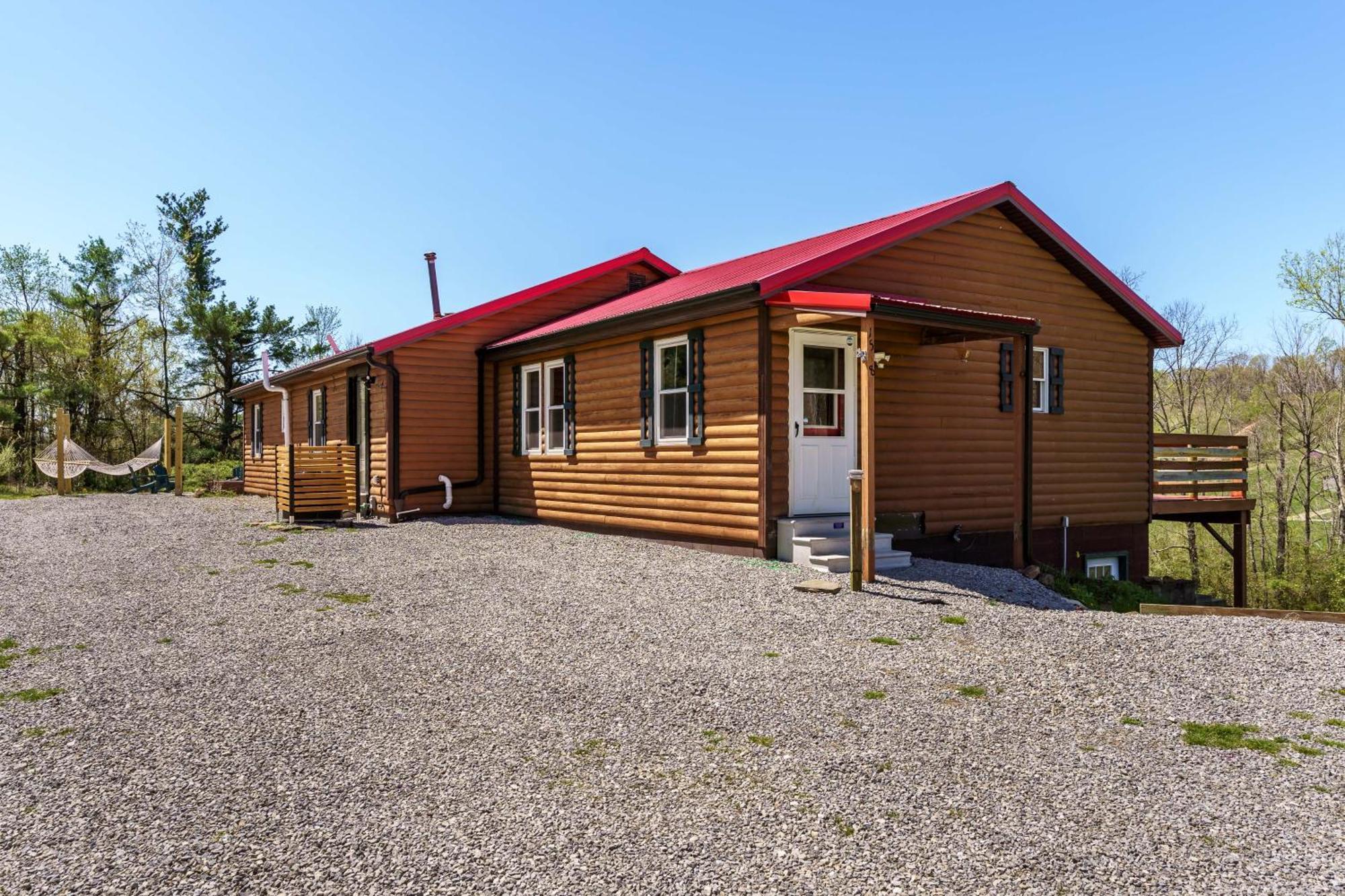 Spacious Cabin Near Hocking Hills And Caves With Hot Tub And Firepit Laurelville Dış mekan fotoğraf