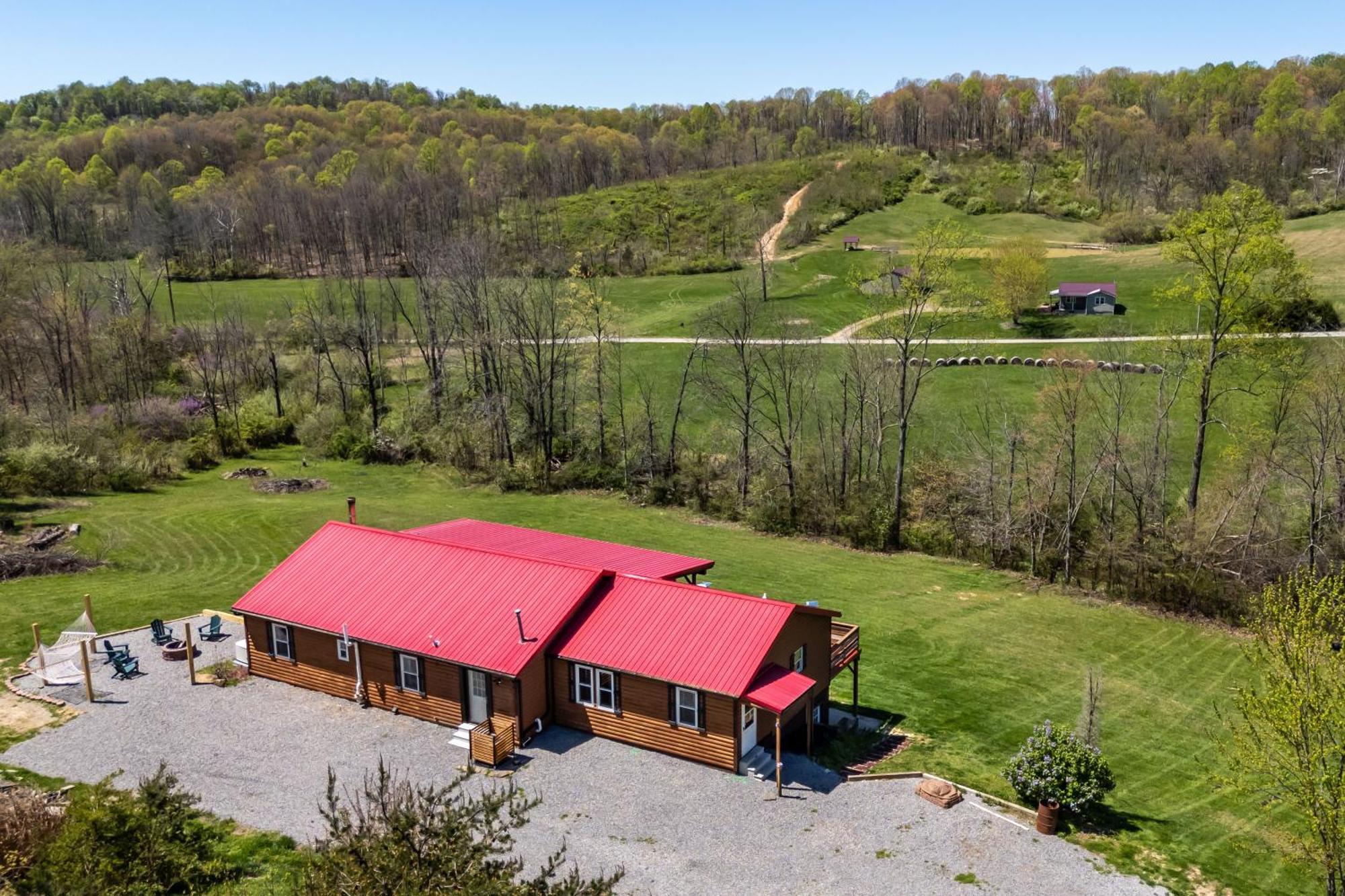 Spacious Cabin Near Hocking Hills And Caves With Hot Tub And Firepit Laurelville Dış mekan fotoğraf